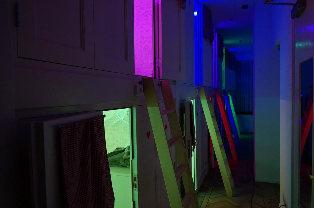 De Bedstee Boutique Capsules (Adults Only) Hotel Амстердам Екстериор снимка