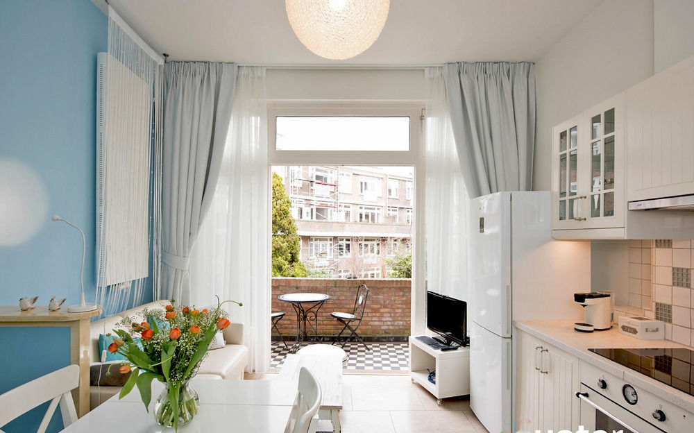 De Bedstee Boutique Capsules (Adults Only) Hotel Амстердам Екстериор снимка